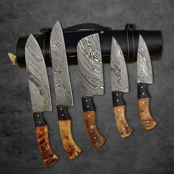 Custom Made Damascus Steel kitchen knives With Leather Roll