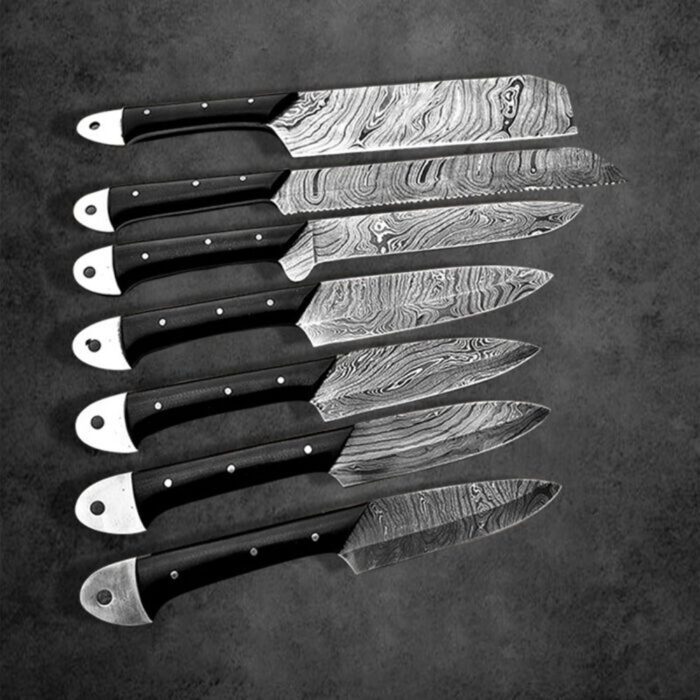 Damascus Steel Knife Set – Buffalo Horn Handle